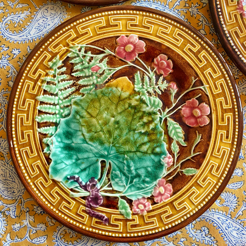6 assiettes barbotine Choisy le Roi
