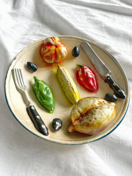 Assiette sculpture relief