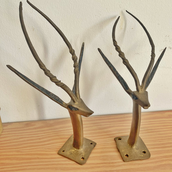Paire d’Antilopes murales