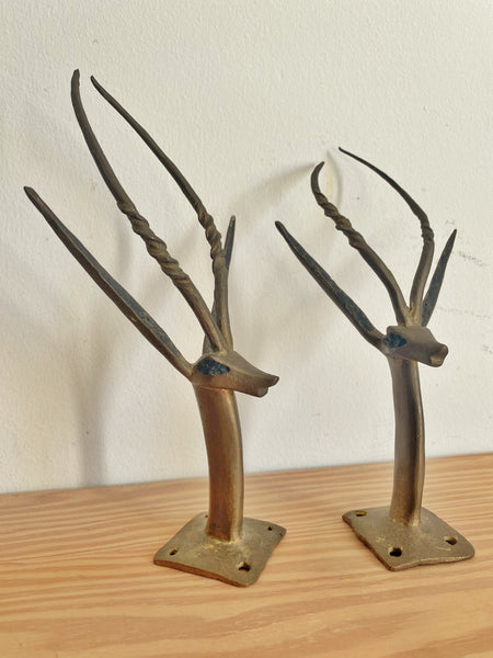 Paire d’Antilopes murales