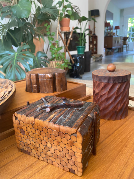Boîte ancienne en bois