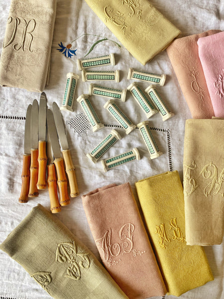 Lot de 6 couteaux vintage