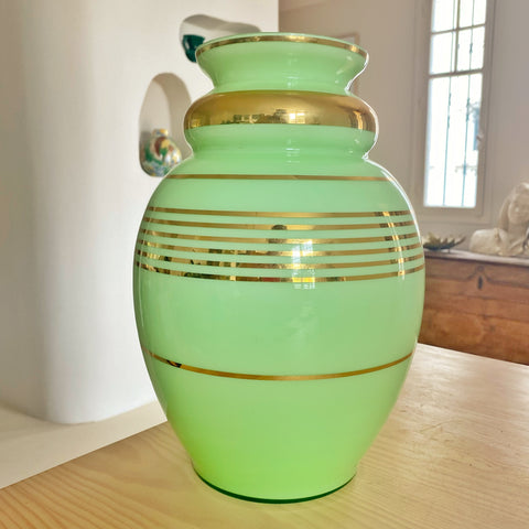 Vase art deco