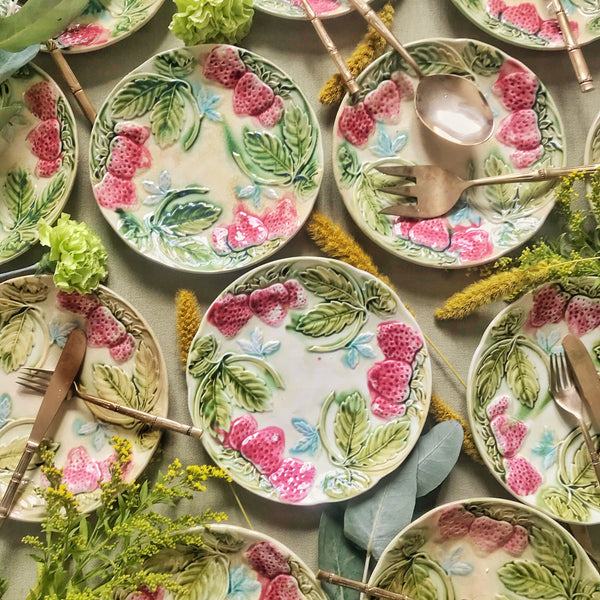6 assiettes barbotine fraise